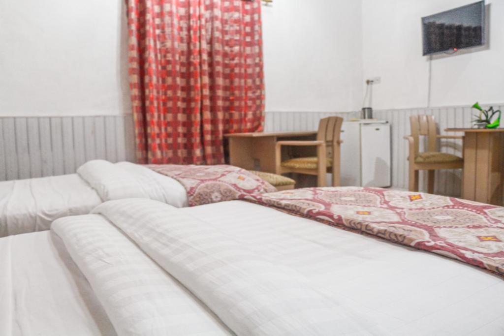 אקרה Hill View Hotel West Airport מראה חיצוני תמונה
