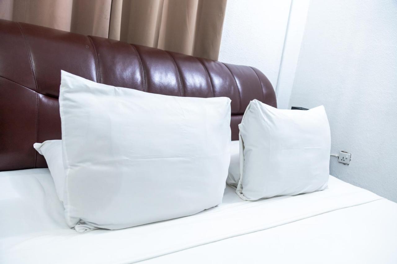 אקרה Hill View Hotel West Airport מראה חיצוני תמונה